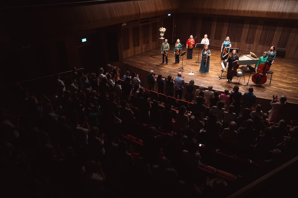 Lynda O'Connor in performance